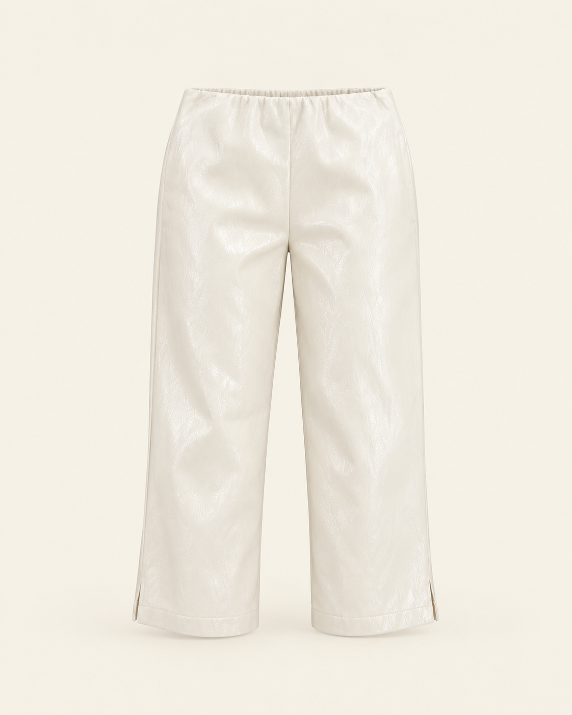 PANTALÓN CAPRI LUEGO VEMOS de piel en color mantequilla